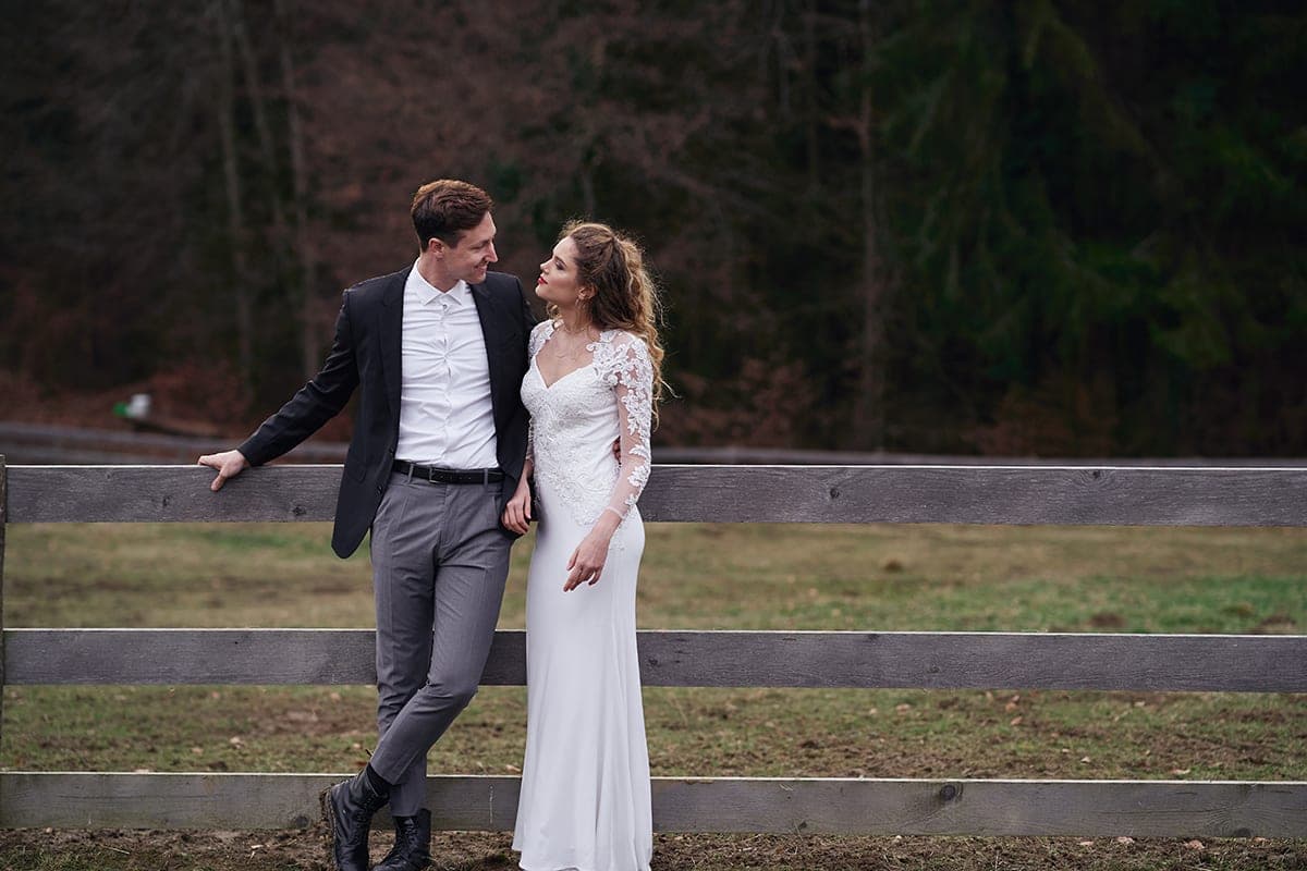 Brautpaar bei der Hochzeit – Hochzeitsfotografie in München von Oxana Kreutzer