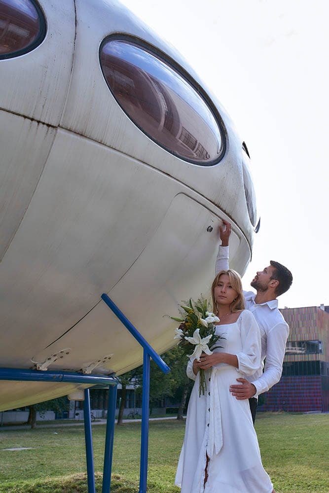 Hochzeitspaar Hand in Hand – Hochzeitsfotograf München Oxana Kreutzer